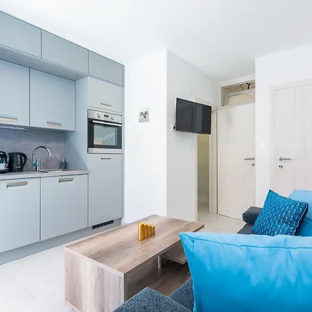 Apartment With A Parking Space - 23109 Medulin